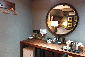 Room amenity