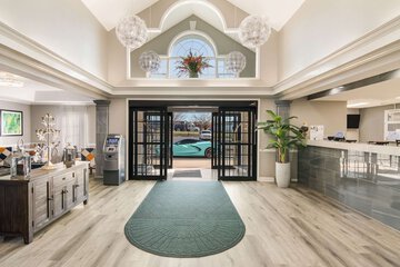 Hotel Interior 10 of 48