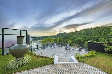 Sundeck