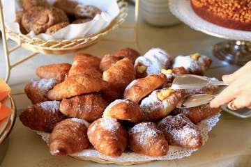 Breakfast buffet