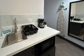 Private kitchenette