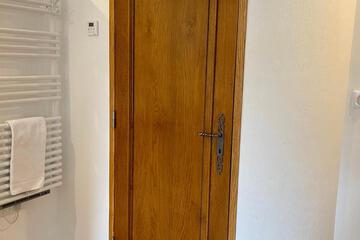 Photo 33