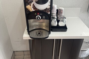 Hotel Interior 6 of 12