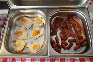 Breakfast buffet