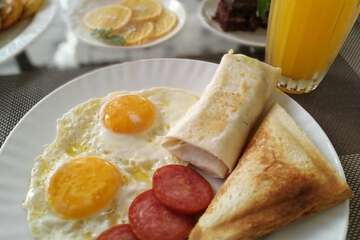 Breakfast meal