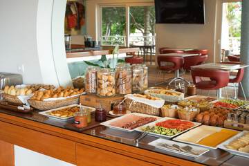 Breakfast buffet