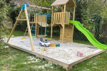 Children's play area - outdoor