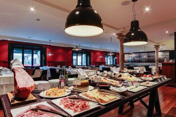 Breakfast buffet