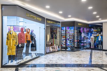Shopping mall