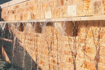 Pool waterfall
