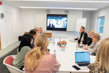 Meeting facility