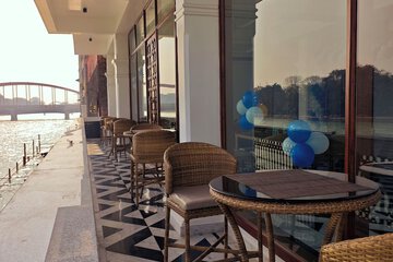 Cafe