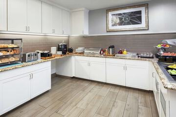 Breakfast/Coffee Service 23 of 31