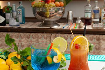 Poolside bar