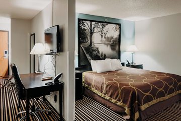 Wrangler Hotel