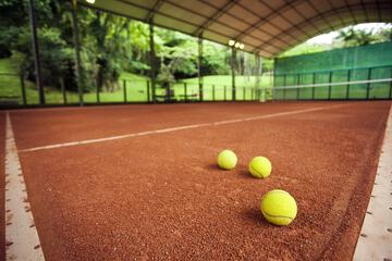 Tennis court
