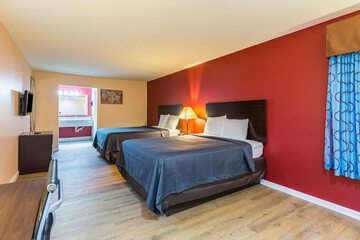 Room 11 of 24