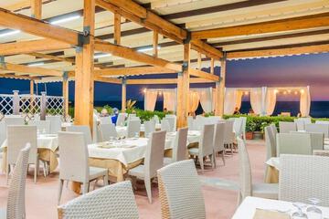 Beach bar