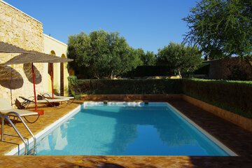 Private pool