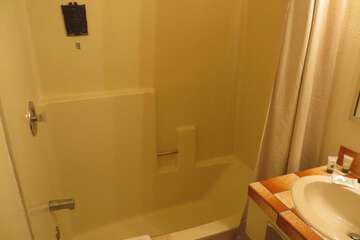 Room 18 of 27