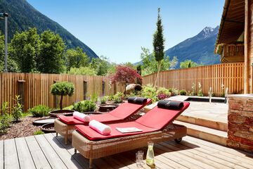 Sundeck