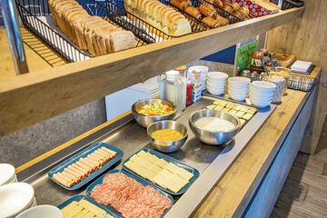 Breakfast buffet
