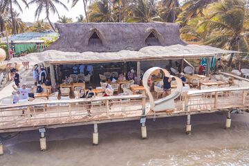 Beach bar
