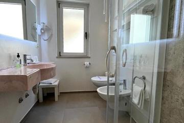 Photo 37