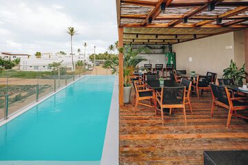 Rooftop pool