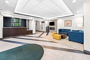 Hotel Interior 4 of 34