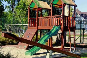 Children's play area - outdoor