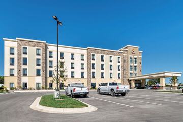 Hotel 4 of 44