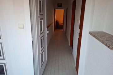 Photo 56