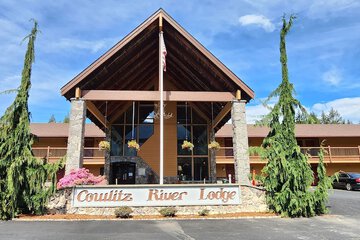 Cowlitz River Lodge
