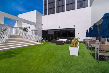 Terrace/Patio 66 of 70