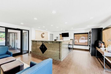 Hotel Interior 18 of 47