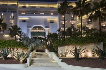 Front of property - evening/night