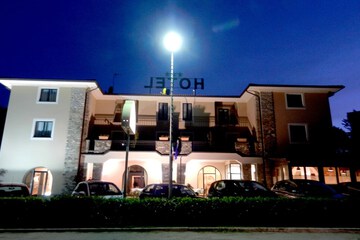 Front of property - evening/night