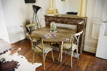 guest_rooms
