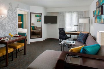 Room 18 of 23