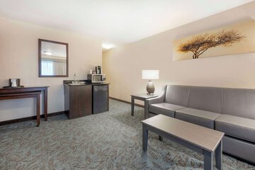 Room 18 of 51