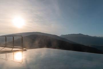 Infinity pool