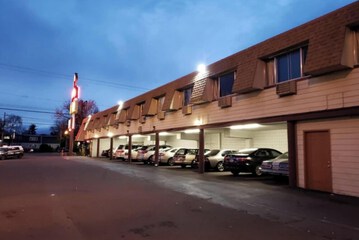 Property Grounds 21 of 21