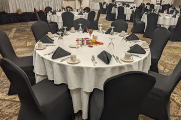 Ballroom/Hall 65 of 71