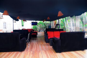 Poolside bar