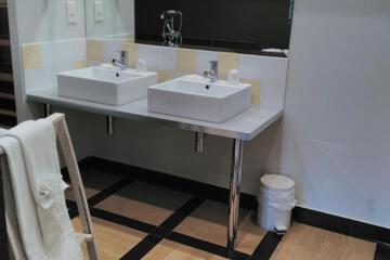 Photo 42