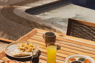 Breakfast buffet