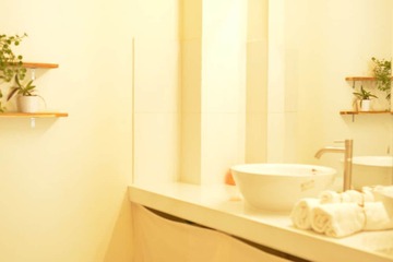 Bathroom sink