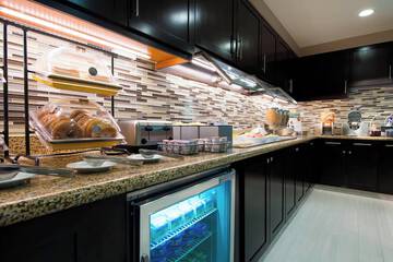 Breakfast/Coffee Service 27 of 34