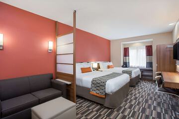 Room 11 of 16